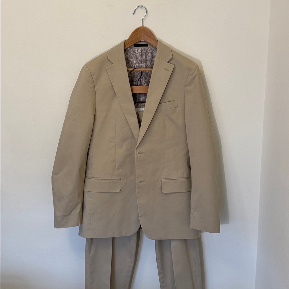 Ralph Lauren Young Men’s Suit Beige Blazer with Paisley Lining and pants.